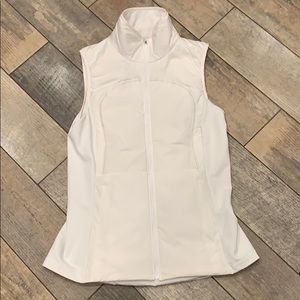 Women’s Lululemon Run for Cold White Vest-size 10